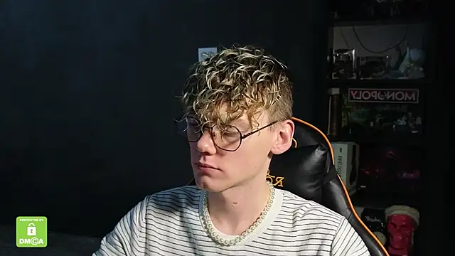 Keytaro online show from November 2025 09:20:02 AM