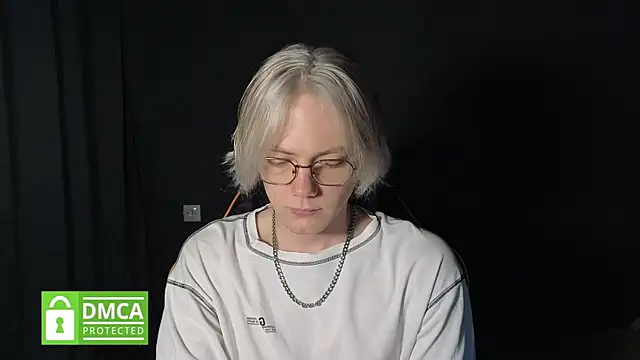 Keytaro online show from May 2026 03:15:02 PM