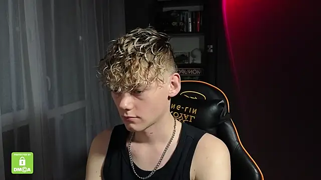 Keytaro online show from October 2025 10:39:02 PM