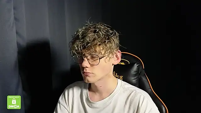 Keytaro online show from January 2026 07:29:02 PM