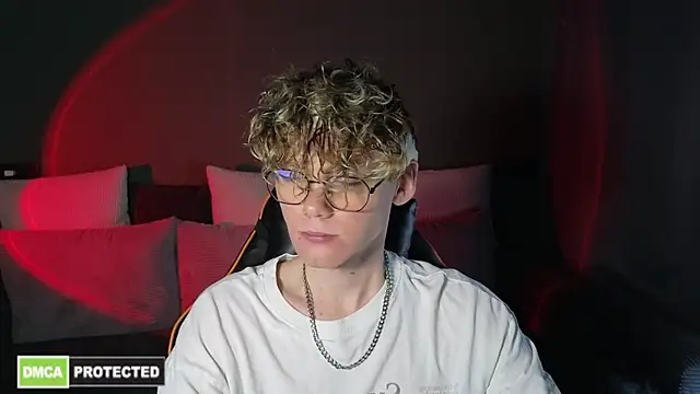 Keytaro online show from April 2026 11:59:02 AM