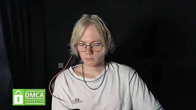 Keytaro online show from May 2026 01:59:02 PM