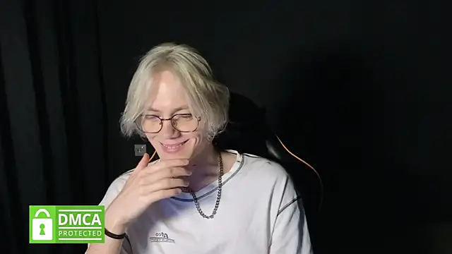 Keytaro online show from May 2026 02:04:02 AM