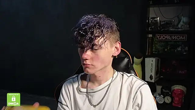 Keytaro online show from November 2025 11:38:02 PM