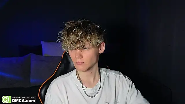 Keytaro online show from March 2026 02:39:01 AM