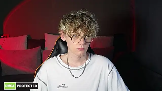 Keytaro online show from March 2026 12:16:02 PM