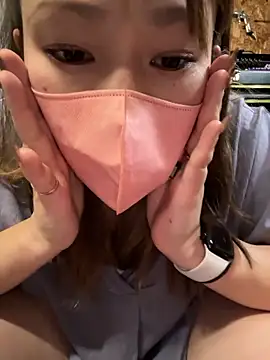 Snapshot of annna_annna_2024 chatting on November 2025 04:24:02 AM annna annna 2024 online show from November 2025 04:24:02 AM