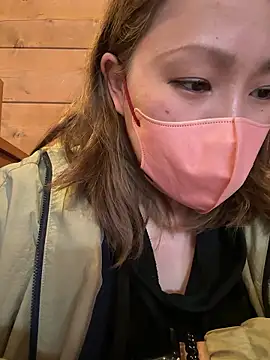 annna annna 2024 online show from April 2026 02:18:01 AM