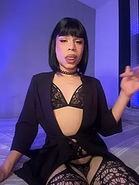 LucyGiraldo online show from July 2026 05:41:02 PM