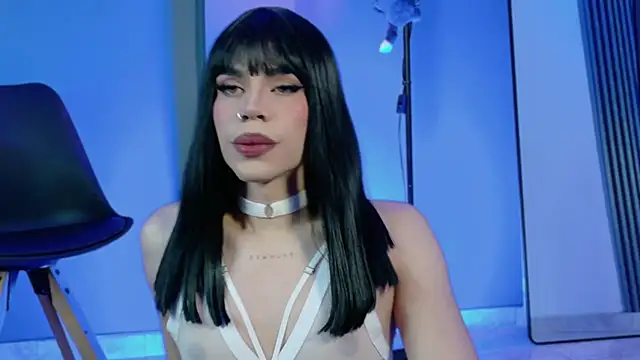 LucyGiraldo online show from September 2025 01:23:02 AM