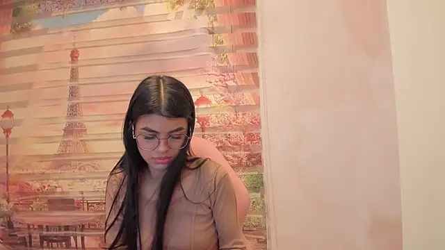 Isa little4u online show from October 2025 10:27:01 AM