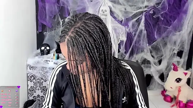 Marce 22 online show from October 2025 04:17:01 PM