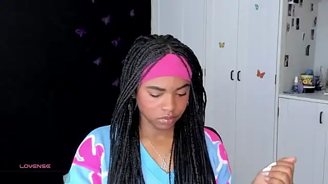 Marce 22 online show from October 2025 12:34:01 AM