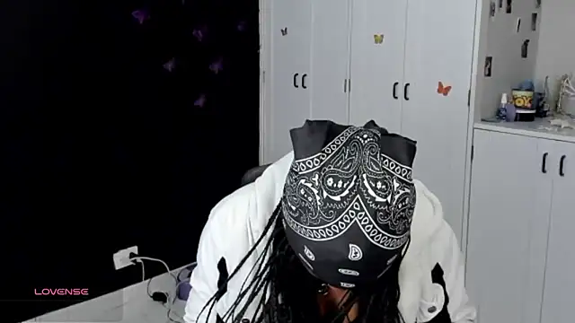 Marce 22 online show from October 2025 09:49:02 PM