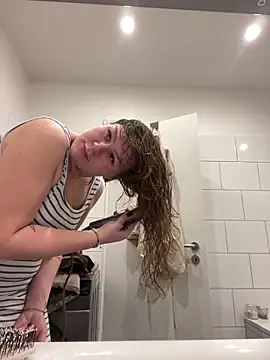 Fancy-Francy online show from February 2025 08:06:02 AM