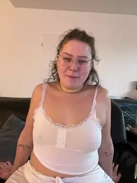 Fancy-Francy online show from January 2025 03:12:02 PM