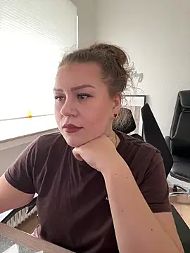 Fancy-Francy online show from March 2025 10:33:02 AM