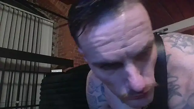 UnCuTupTheBuTT online show from February 2026 07:22:02 AM