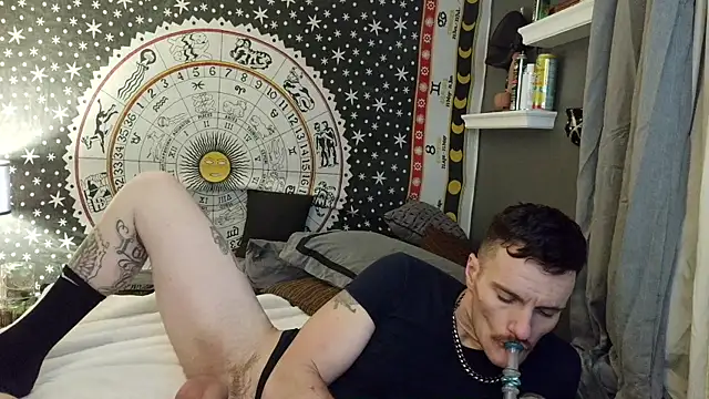 UnCuTupTheBuTT online show from February 2026 03:27:01 AM