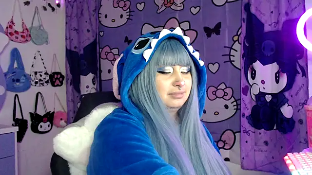 lussyevans24 online show from September 2025 06:12:02 AM