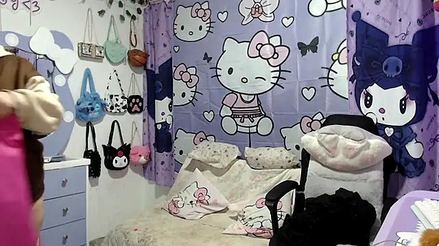 Snapshot of lussyevans24 chatting on December 2025 04:35:01 AM lussyevans24 online show from December 2025 04:35:01 AM