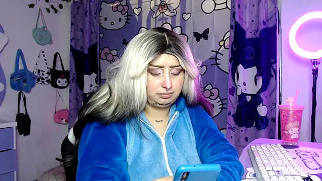 Snapshot of lussyevans24 chatting on November 2025 05:18:02 AM lussyevans24 online show from November 2025 05:18:02 AM