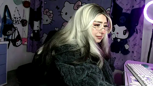 lussyevans24 online show from April 2026 02:07:01 AM