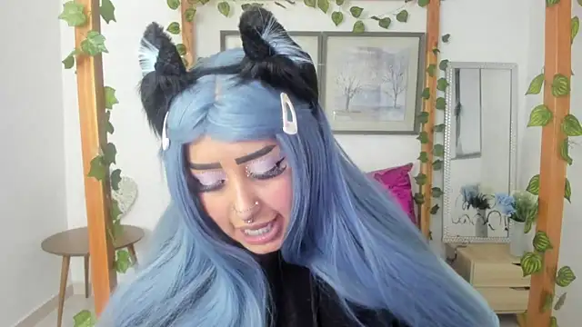 lussyevans24 online show from March 2025 03:47:01 AM