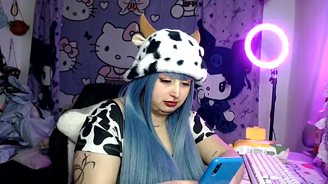 Snapshot of lussyevans24 chatting on July 2026 04:06:01 AM lussyevans24 online show from July 2026 04:06:01 AM
