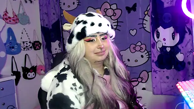 lussyevans24 online show from September 2025 06:01:02 AM