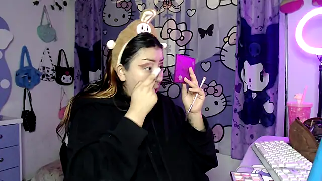 Snapshot of lussyevans24 chatting on November 2025 05:07:01 AM lussyevans24 online show from November 2025 05:07:01 AM