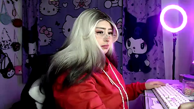 lussyevans24 online show from March 2026 01:06:01 AM