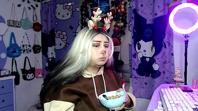 lussyevans24 online show from December 2025 03:33:02 AM