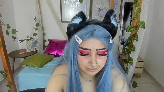 lussyevans24 online show from March 2025 10:56:02 AM