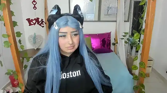 lussyevans24 online show from March 2025 03:24:01 AM