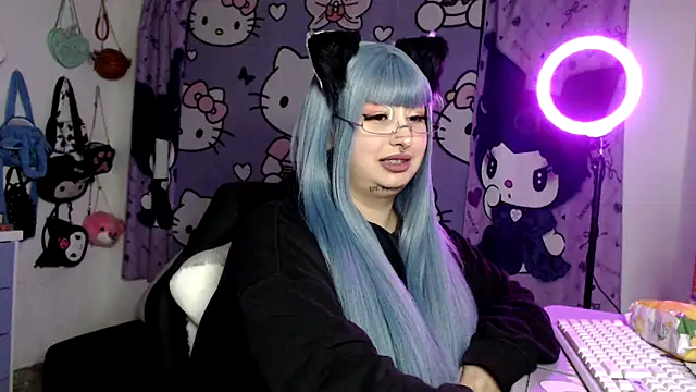 lussyevans24 online show from May 2026 03:17:01 AM