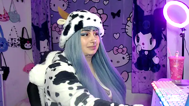 lussyevans24 online show from October 2025 05:53:02 AM