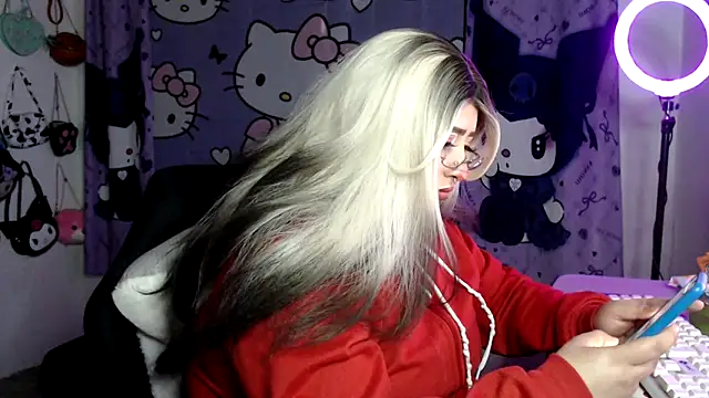 lussyevans24 online show from April 2026 01:13:02 AM