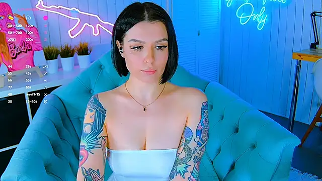 My toys pink online show from April 2026 09:32:02 PM