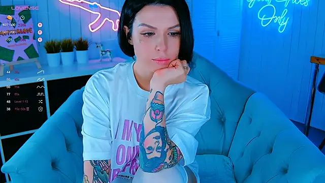 My toys pink online show from November 2025 03:27:02 AM