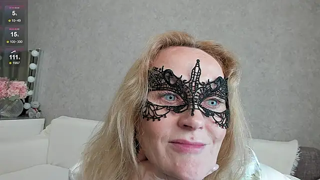 Snapshot of angelica_marquise chatting on February 2026 07:17:02 AM angelica marquise online show from February 2026 07:17:02 AM