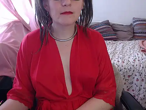 Snapshot of SofieStarlet chatting on April 2026 02:04:01 PM SofieStarlet online show from April 2026 02:04:01 PM