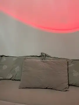 Kim SLO online show from February 2026 07:13:01 PM