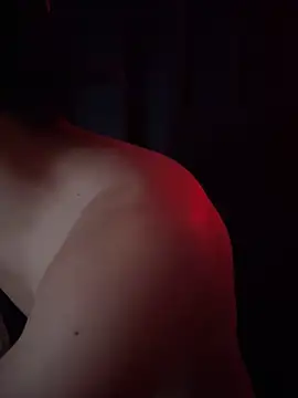 Snapshot of cybercosmiiic chatting on December 2025 08:47:01 PM cybercosmiiic online show from December 2025 08:47:01 PM