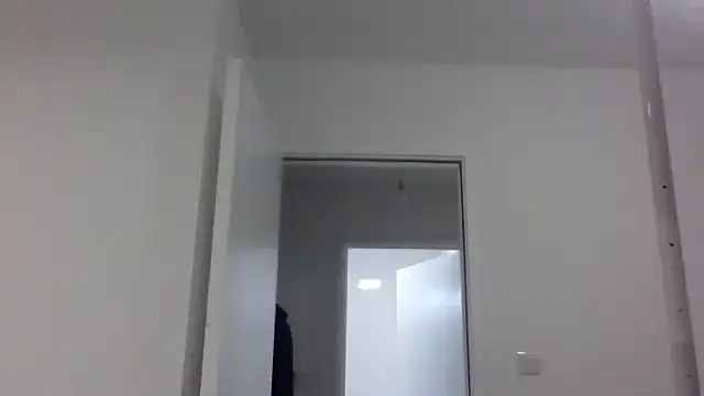 Snapshot of Cinderella_Jewels_ chatting on September 2025 06:47:01 PM Cinderella Jewels online show from September 2025 06:47:01 PM