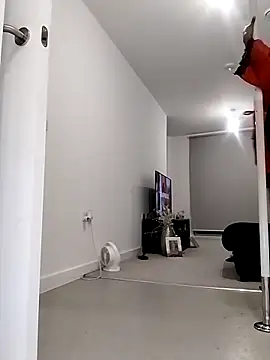 Cinderella Jewels  online show from November 2025 08:13:01 PM