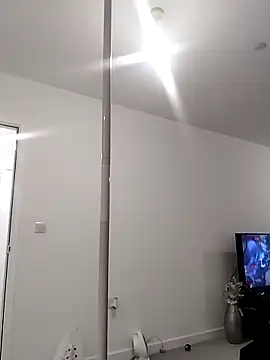 Cinderella Jewels  online show from April 2026 08:55:02 PM