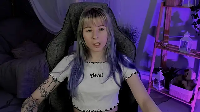 LexiWenford online show from November 2025 02:48:01 AM