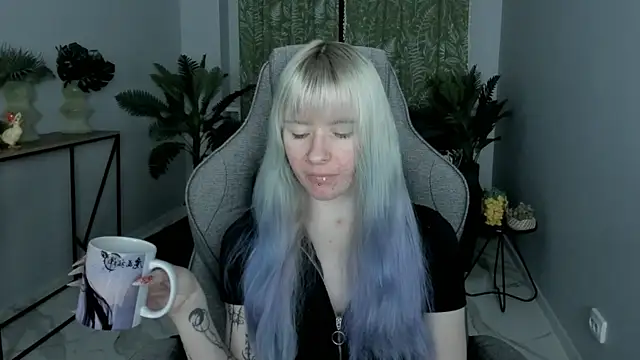 LexiWenford online show from November 2025 03:10:02 AM