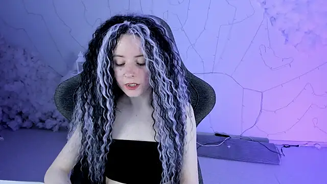 LexiWenford online show from March 2025 05:56:01 AM